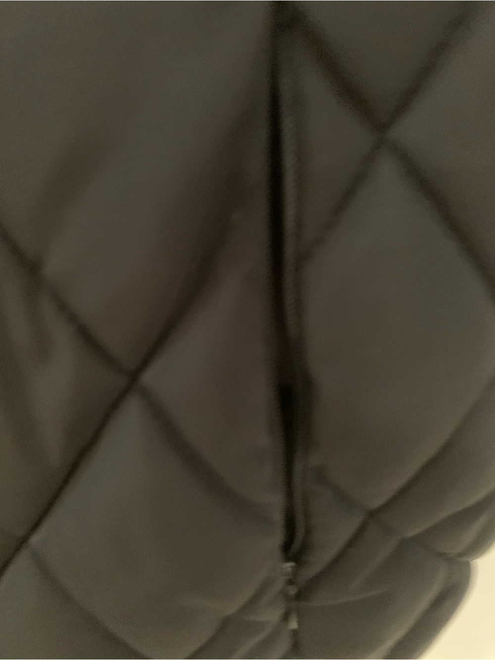 Calvin Klein Black Quilted Puffer Vest - XL - Picture 4 of 5